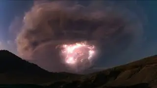 البرق البركاني 3D - Volcanic lightning