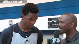 Grant Long talks 1on1 with Hasheem Thabeet