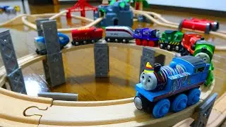 Thomas & Brio Wooden Railway ☆ Helix Tower, Tunnel, Station Course