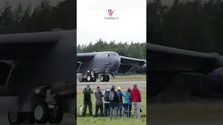 B-52 doing Crab Walking