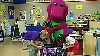 Barney Song : The Barney Bag (The Queen of Make-believe)