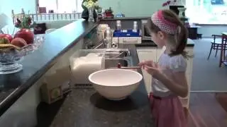Little Girl Emma Making Bath Salts Part 2 - Look for part 1