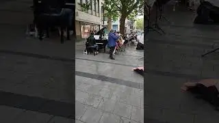 Street musicians in Munich Old Town