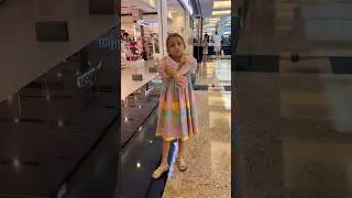 Flexible hands trick