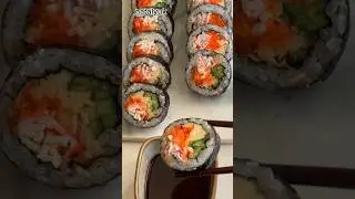 САМОЕ ИДЕАЛЬНОЕ РЕШЕНИЕ  ДЛЯ ПРАЗДНИЧНОЙ ЗАКУСКИ ✔️КИМПАБ 날치알김밥 #вкусно #food