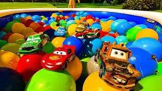 Disney Pixar Cars fall into the water: Lightning McQueen,Doc Hudson,Chick Hicks,Mater,Sally Carrera