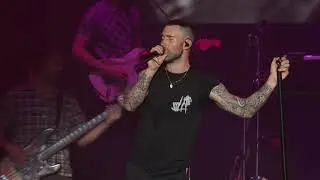 MAROON 5- Wait (Live from the Capital One JamFest)