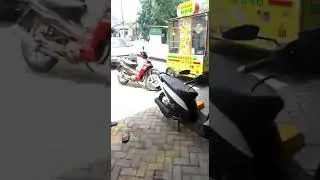 Motor masuk Indomaret | Hati hati jika bawa motor