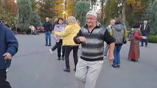 ТОПОЛЯ ТОПОЛЯ ВСЕ В ПУХУ❤️ ТАНЦЬІ В ПАРКЕ ГОРЬКОГО ❤️ХАРЬКОВ 2023