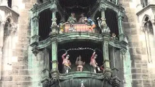 Munich's famous Glockenspiel, Marienplatz. HD.