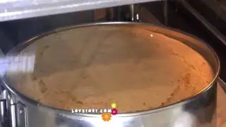 Ванильный бисквит в печке