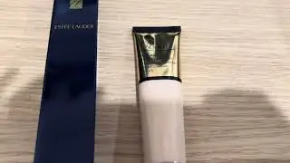 Estée Lauder Futurist Hydra Rescue Moisturizing Foundation SPF 45 1N0 Porcelain Review