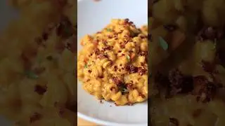 Super Creamy One-Pot Pumpkin Mac and Cheese 😍 #shorts #short #shortvideo #food