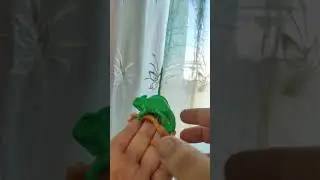 вау я нашёл кота в киндере