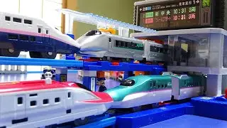 Plarail Mega Station Building ☆ I ran a Japanese Shinkansen & JR train!