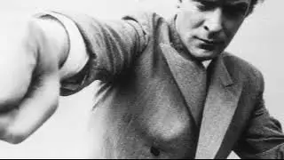 Michael Caine 