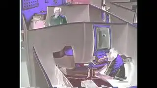 man destroys his keyboard and monitor G Major 6092