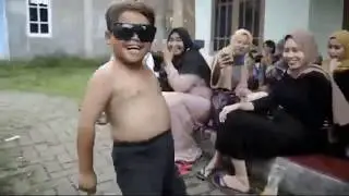 JOGET LUCU IRFAN BUDAK KOCEAK