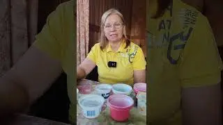 Сворачиваю пакеты в рулон