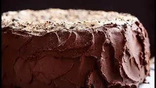 Chocolate Peanut Butter Cheesecake Cake