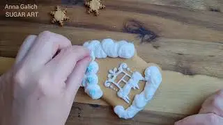 Easy gingerbread house decorating - Beginner tutorial.