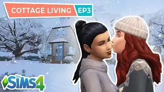 Mollie finds LOVE?! Sims 4 Cottage Living Let's Play |  Episode 3