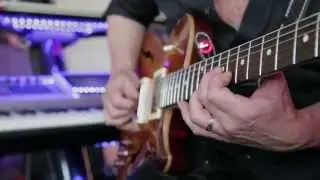 Steve Stevens plays the Supro 1624T Dual-Tone Reissue - Classic Rock Tone Solo Guitar