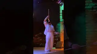 Факир глотающий огонь 🔥НЕ ПОВТОРЯТЬ, ОПАСНО!⚠️⚠️⚠️