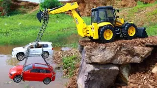 New Fortuner Car And RC Dump Truck Accident Highway Pulling Out Jcb 3dx ? cartoon Jcb video | CS Toy