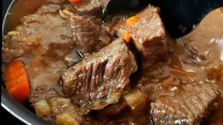 🔥 Как приготовить вкусную говядину с не менее вкусной подливой 👌Не быстро, но того стоит 🎯