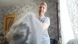 Пуховые платки и палантины в сероголубом цвете ажурной вязки +79030300712