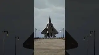 Sukhoi Su-57 Executed a Flawless Touchdown on the Pier