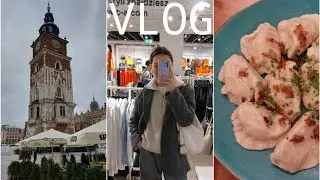 Krakow VLOG. Лето закончилось, прогулка по Кракову, шопинг и традиционная еда 🤍