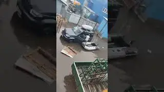 Начинающие водомоторники спасают тонущий уаз патриот.😁🇷🇺