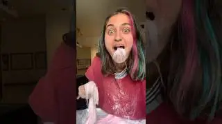 hand pulled cotton candy 🤤💖🍭