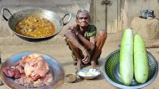 105 year old widow grandma cooking CHICKEN CURRY with gourd &eating with hot rice ||traditional life