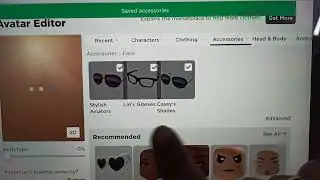 How to wear or equip more than one face accessories on roblox - ipad or iphone tutorial