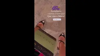 Daniella Chávez pies y tacones Gucci