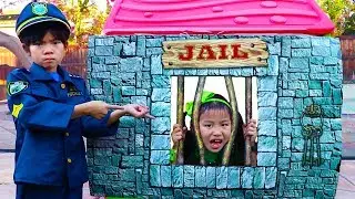 Emma Pretend Play as Cop LOCKED UP Jannie in Jail Playhouse Toy for Kids