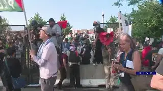 Protestors breach portion of DNC security barrier