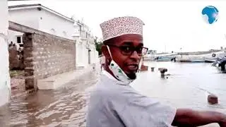 High tides cause floods  in residential areas of Lamu