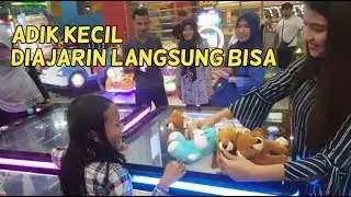 NGAJARIN ADIK KECIL CAPIT BONEKA LANGSUNG BISA DAPAT!! KAMU GIMANA??  MASA KALAH?? :)