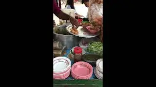 Eating Panipuri ( Fuchka / Golgappa ) - Dhaka Street Food - Bengali Street Food.....