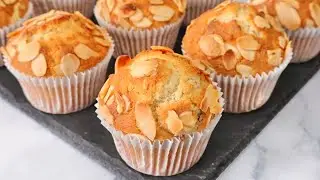 Almond Muffins. Easy, quick and delicious! Soft and fluffy muffins in 10 minutes 😍