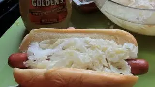 Coney Island Hot Dog with Sauerkraut - Quick Microwave Trick