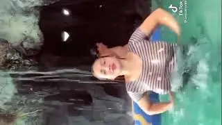 tiktok nenen gede no bra