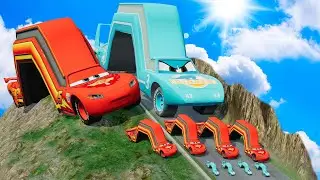 Big & Small Long Square Lightning Mcqueen vs Big & Small Long Square King Dinoco | BeamNG.Drive