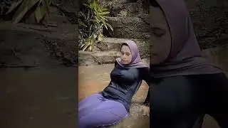 Tante hijab sange goyangan bikin prot" #shorts