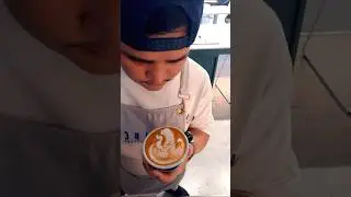 Easy Swan 🦢☘️ Coffee Art #latteart #barista #shorts #coffee #trending #music #remix #love #youtube