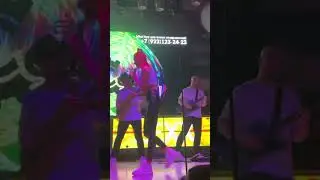It’s Raining Men ( cover ) The Weather Girls перевод песни 